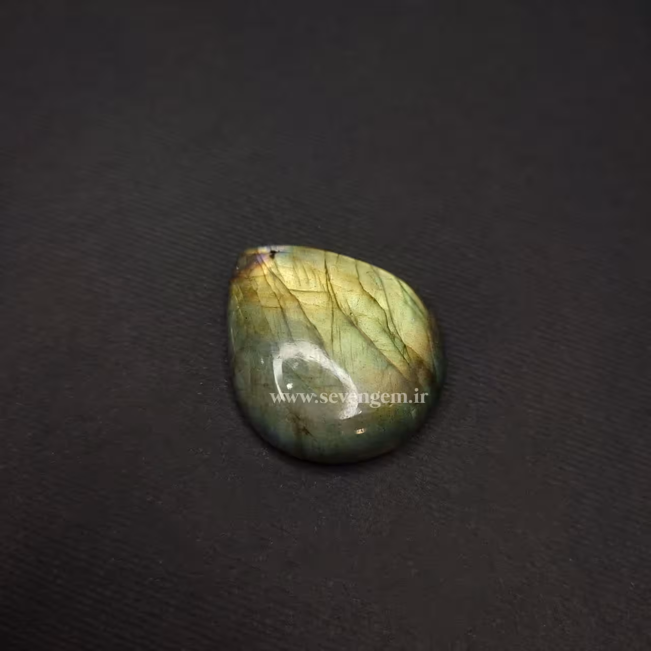 نگین سنگ لابرادوریت ماداگاسکار تراش اشکی (کد318)