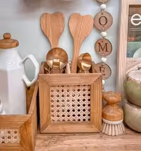 جا ابزاری چوبی حصیری