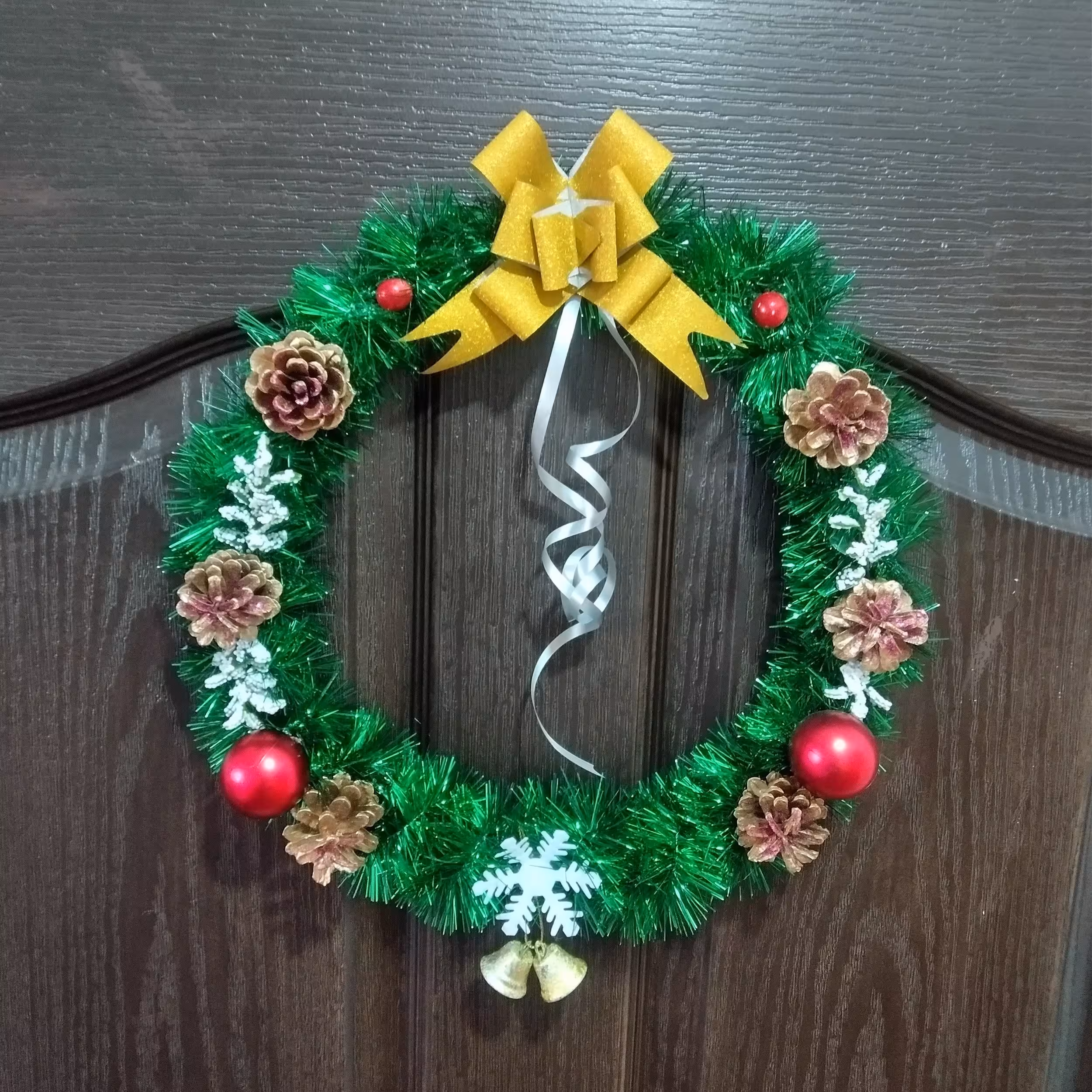 آویز تزئینی  کریسمس  برای درب ورودی آپارتمان