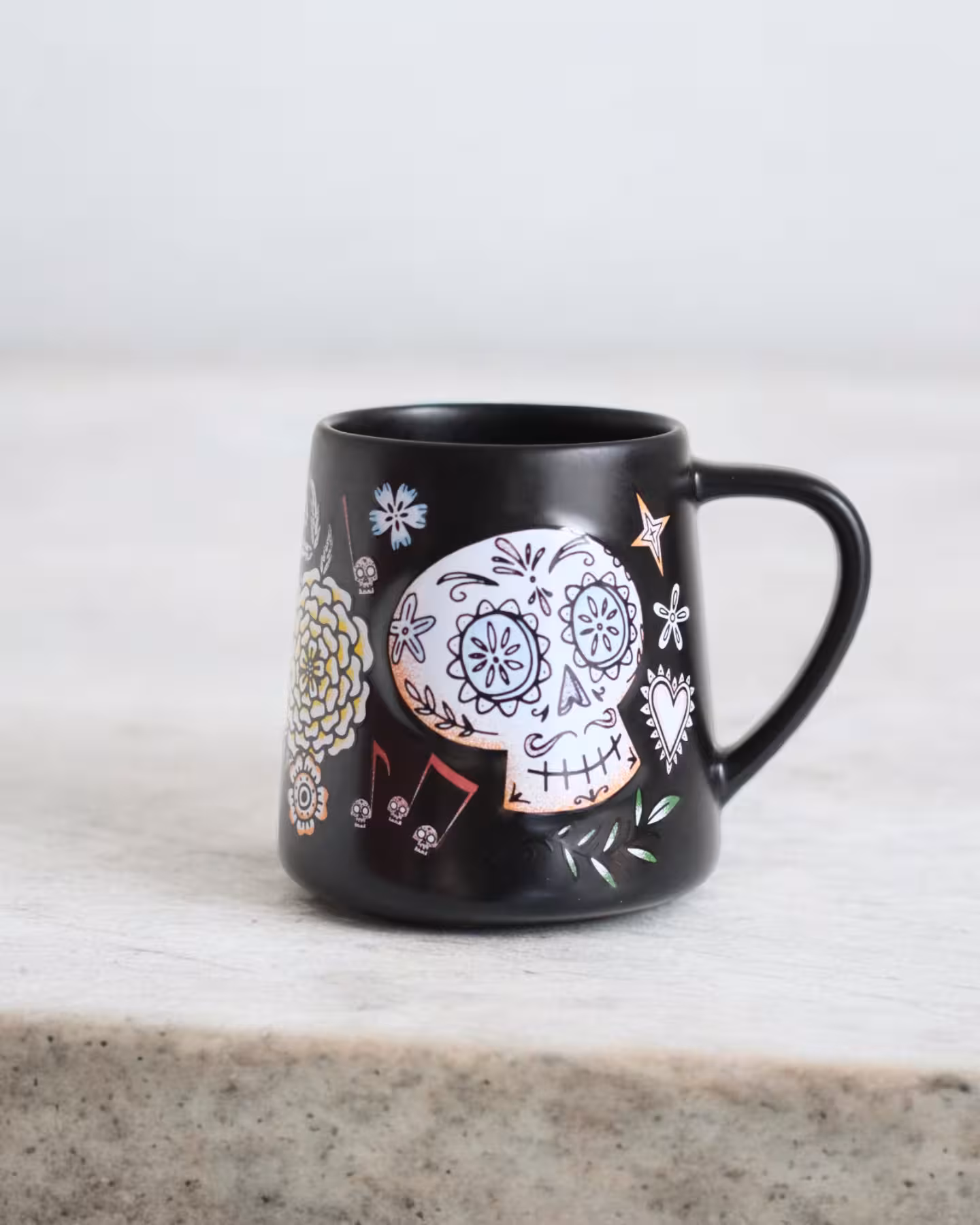 ماگ دیزنی coco اسکلتی T119