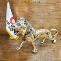 مجسمه شير برنزي متوسط