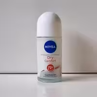 رول ضد تعریق زنانه نیوا