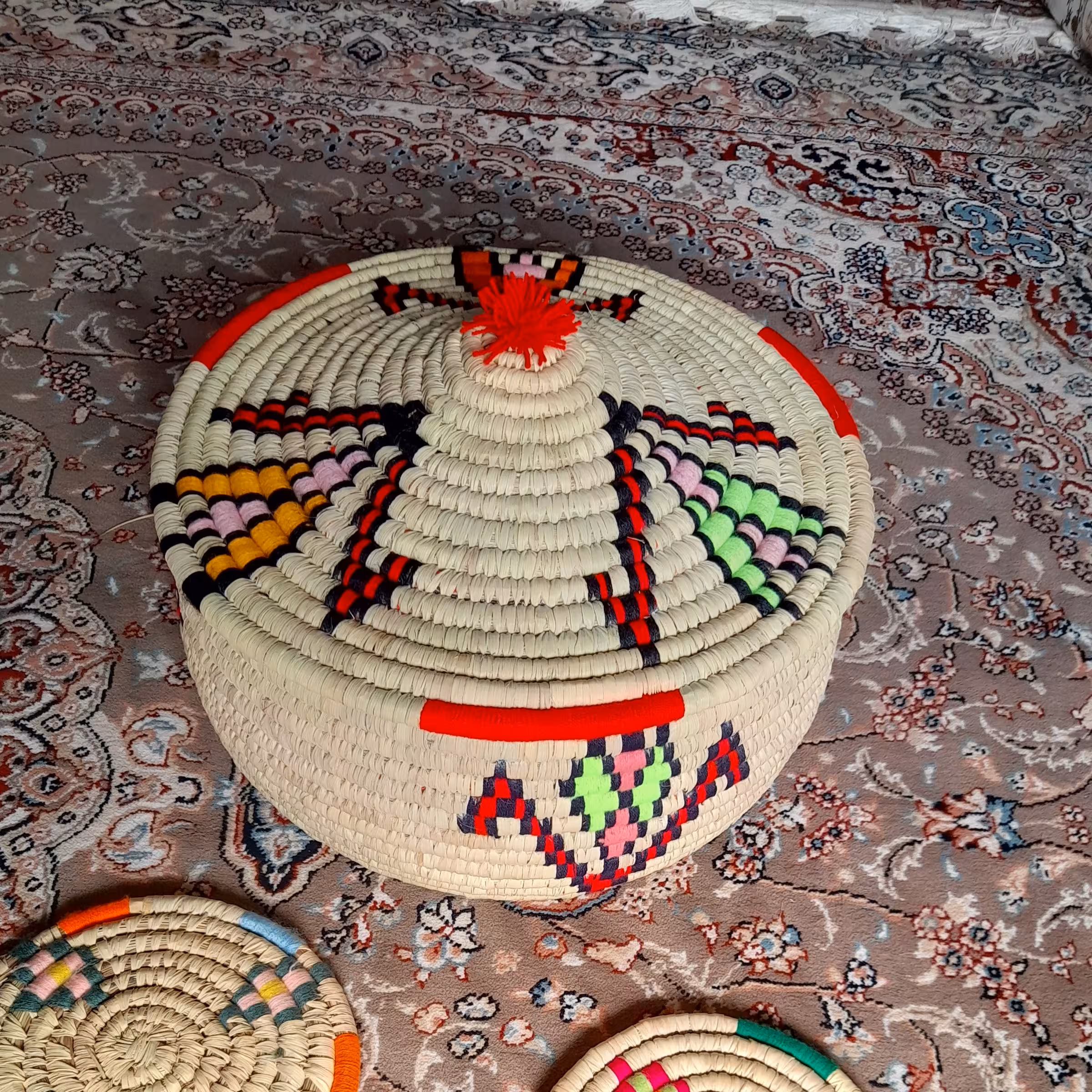 جانونی گل لاله دستباف حصیری