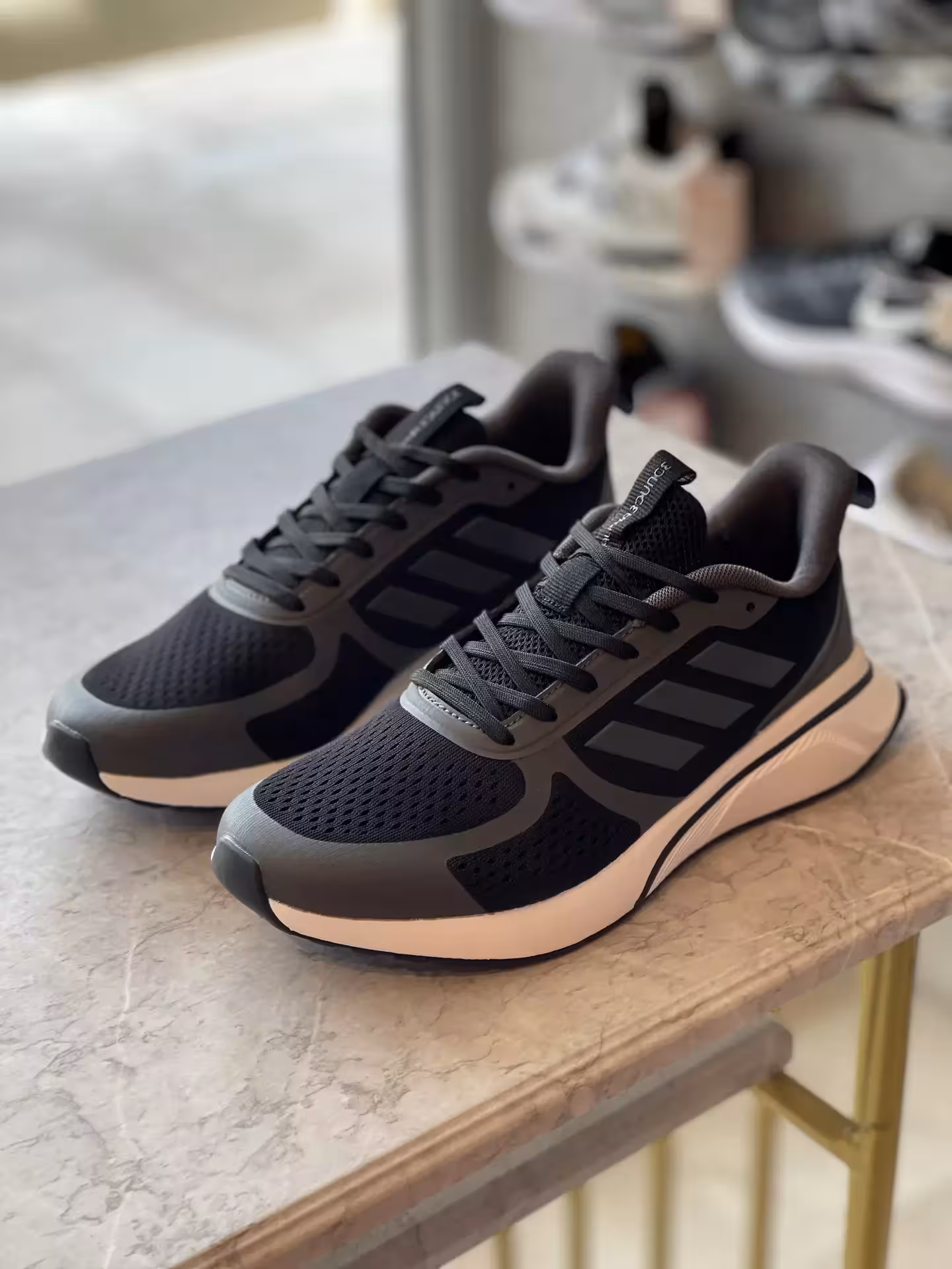 کتونی آدیداس رانینگ FX مستر رنگ مشکی طوسی لژ سفید سایز38