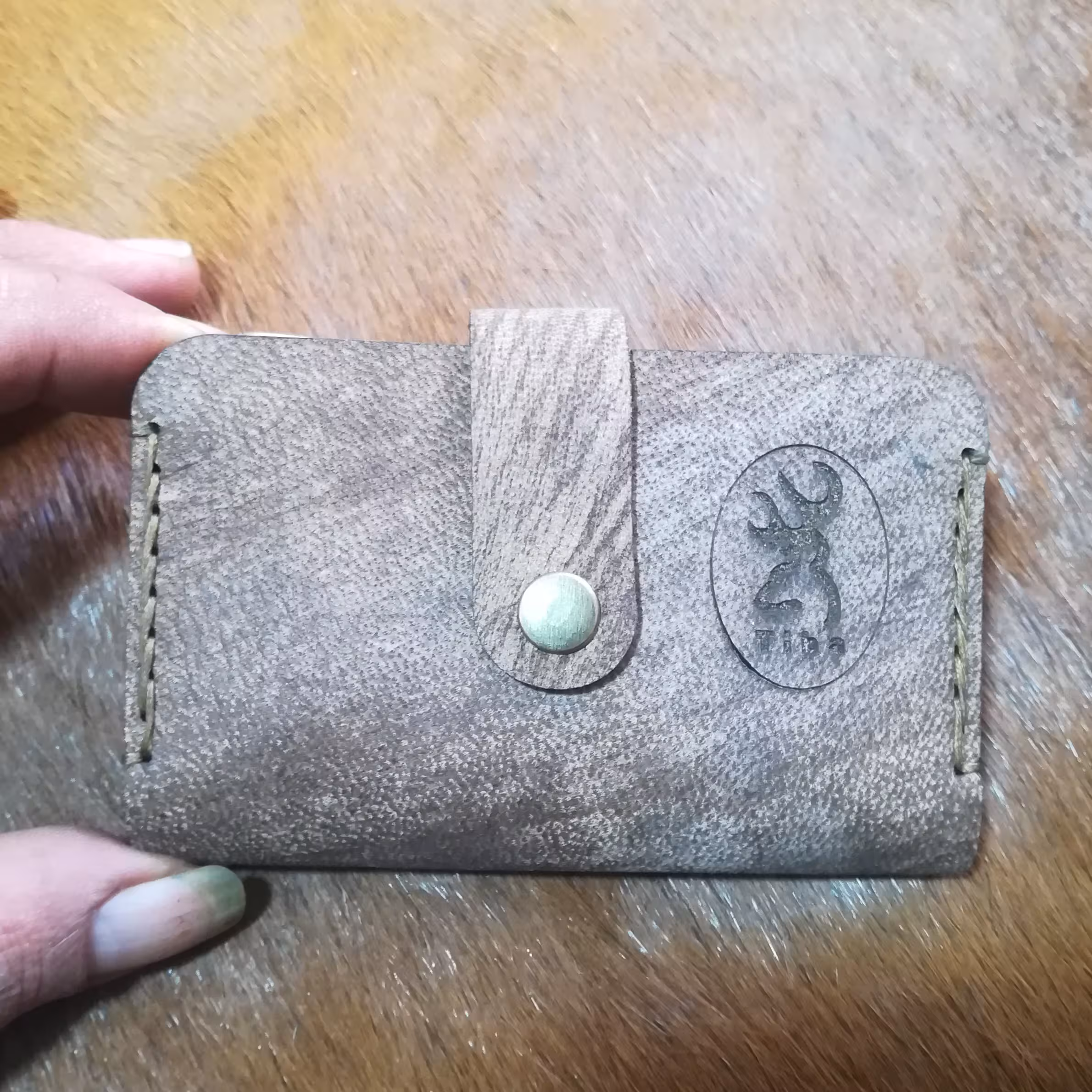 جاکارتی چرم طبیعی شتر