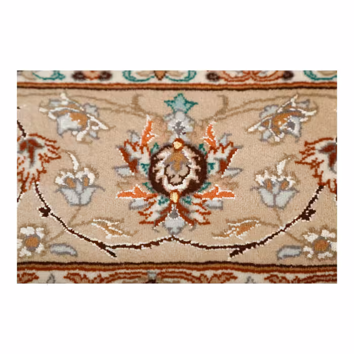 فرش دستبافت دو و نیم متری مدل چله و گل ابریشم اصفهان کد 442382