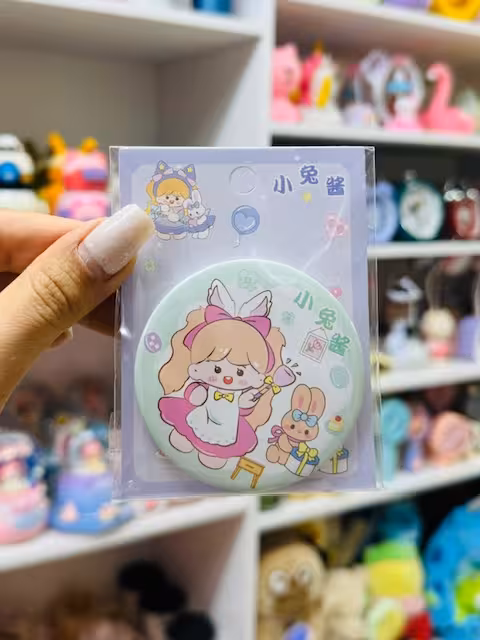 ایینه جیبی طرح دخترکیوت3