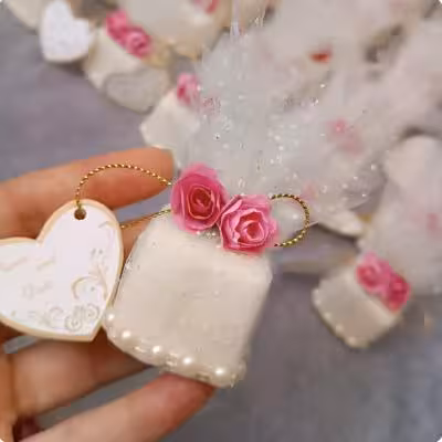 گیفت عروسی مدل حبه قند