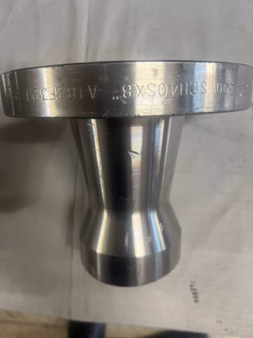 فلنجولت گلودار سایز  2ینچ کلاس300 ریس فیس 40اس به 80اس به طول کل 152میلیمتر از جنس SA 182F321