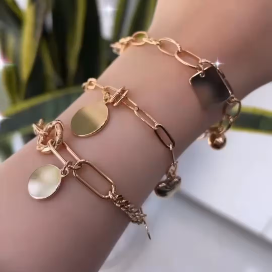 دستبد آویز دار برند ژوپینگ  گالر.ثمینا