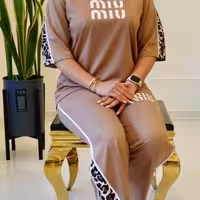 ست تیشرت شلوار miu miu