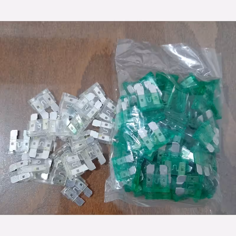 ..   فیوز شیشه ای      20 آمپر   (بسته 10 عددی)   کیفیت عالی ،،،،، | amazonchi