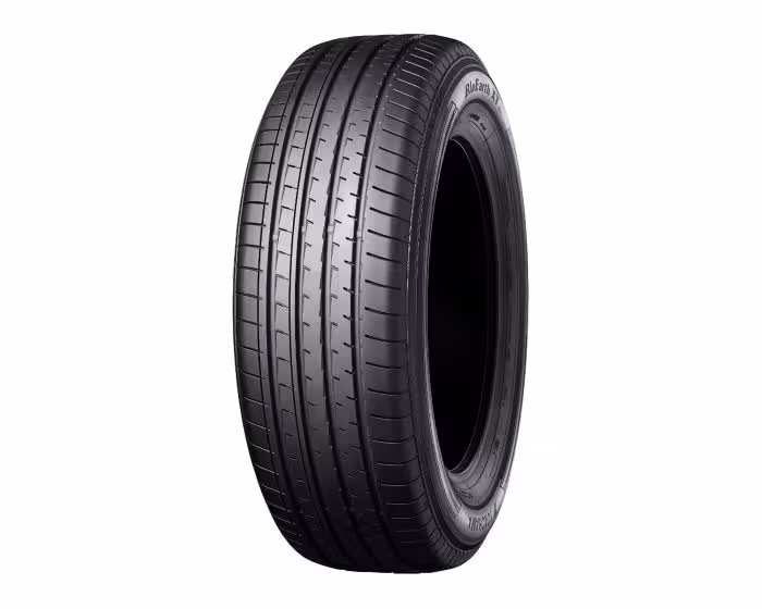 لاستیک یوکوهاما 235/55R19 گل BLUE EARTH XT AE61 ( تاریخ تولید 2025 )