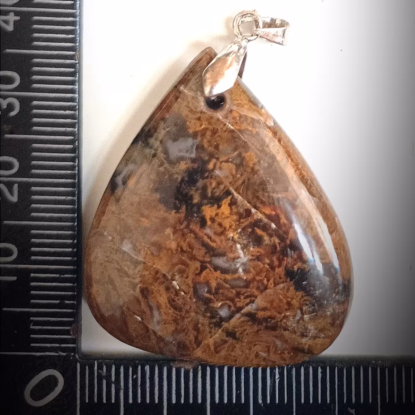 نگین و سنگهای زیبا