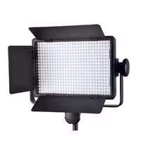 نور ثابت LED (سان پک) مدل LI-600 به همراه سه پایه