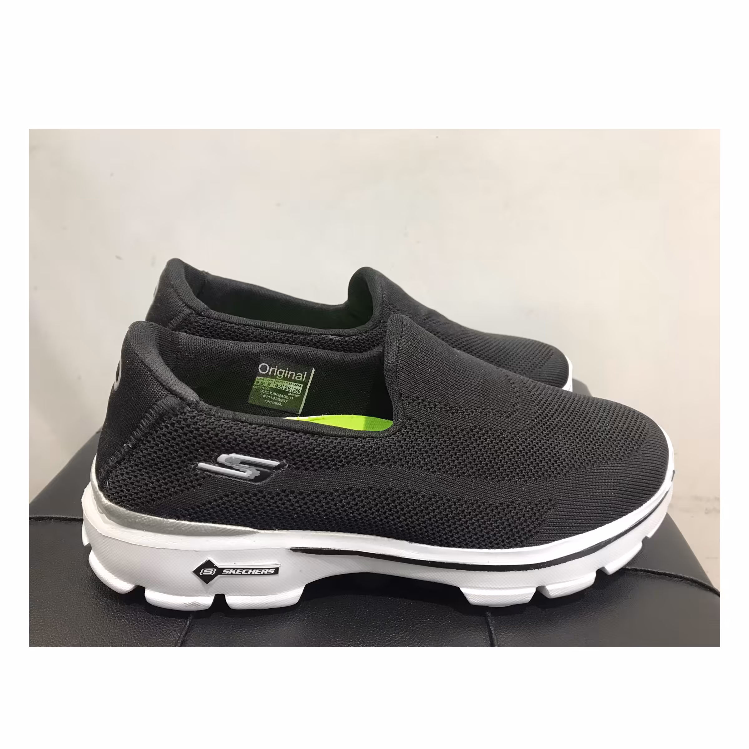 کفش پیاده روی مدل 08