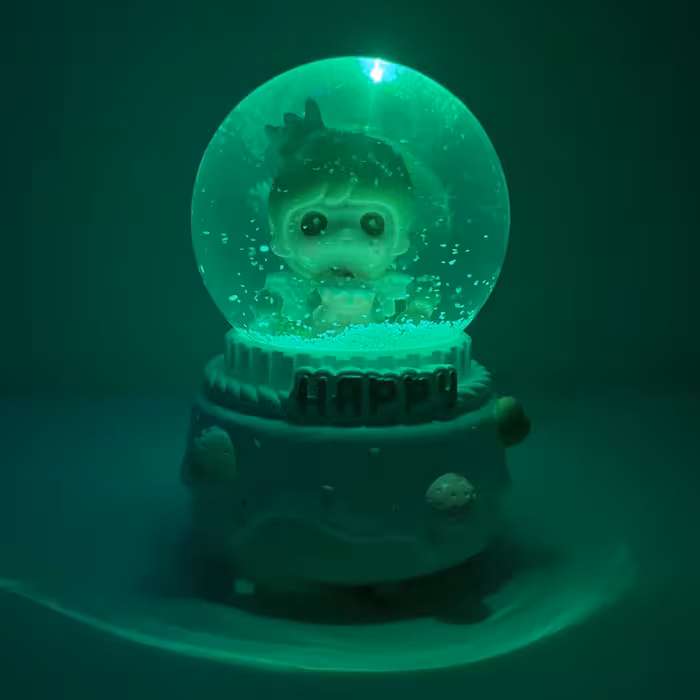 گوی موزیکال مدل HAPPY طرح دختر تاج به سر کد B387