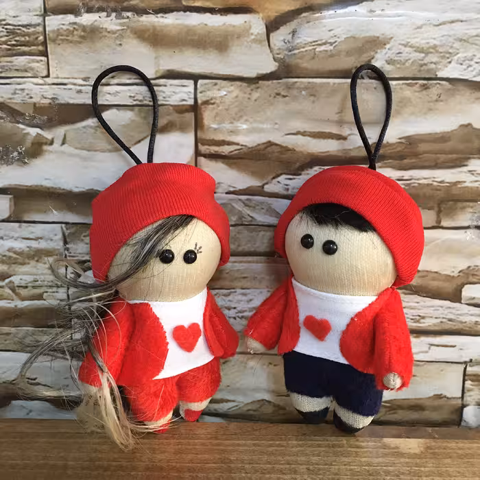 آویز عروسکی مدل دختر و پسر روسى كد ghlb1 مجموعه 2 عددى