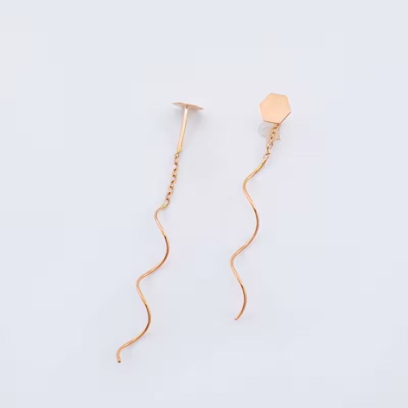 گوشواره فرفری