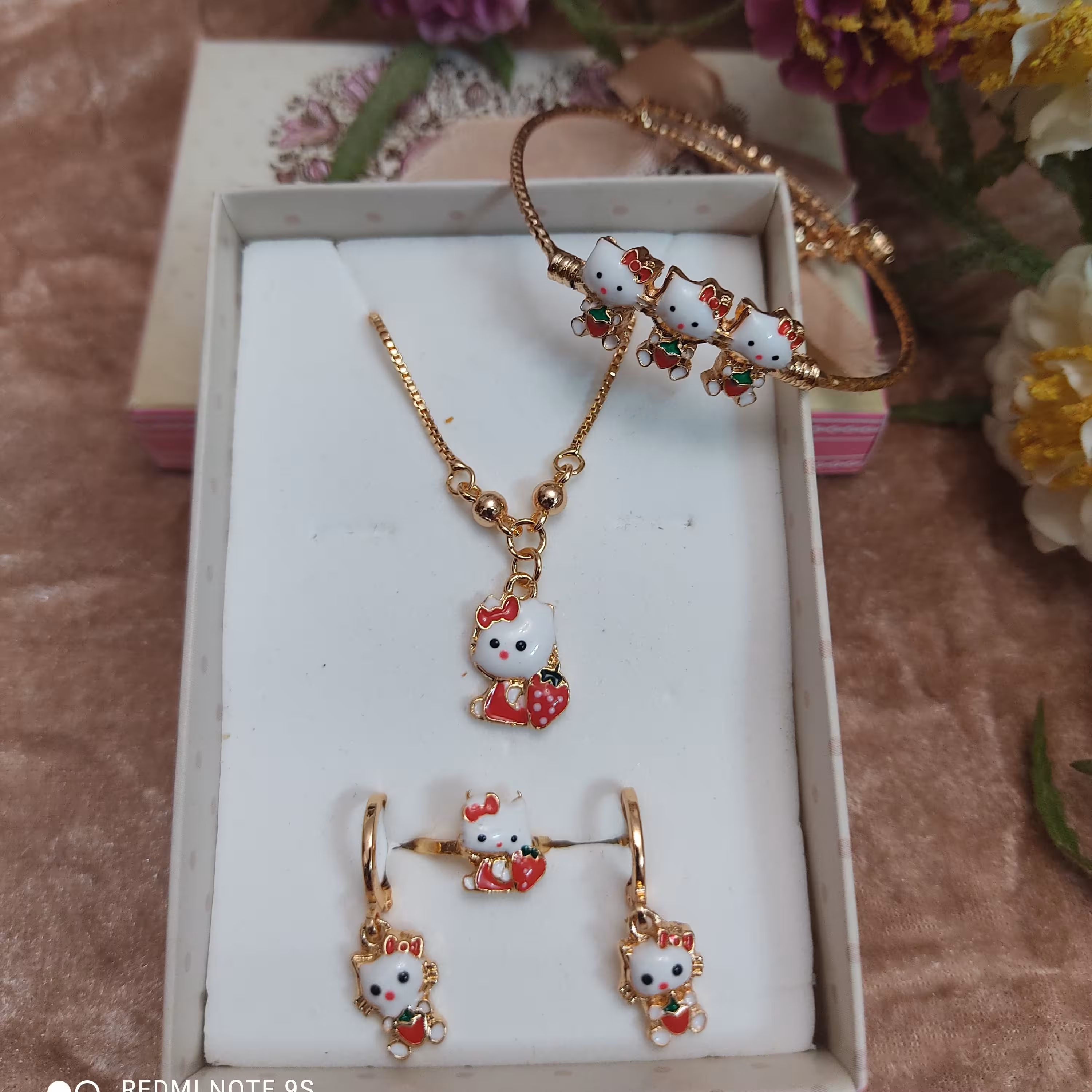 سرویس بچگانه مدل کیتی