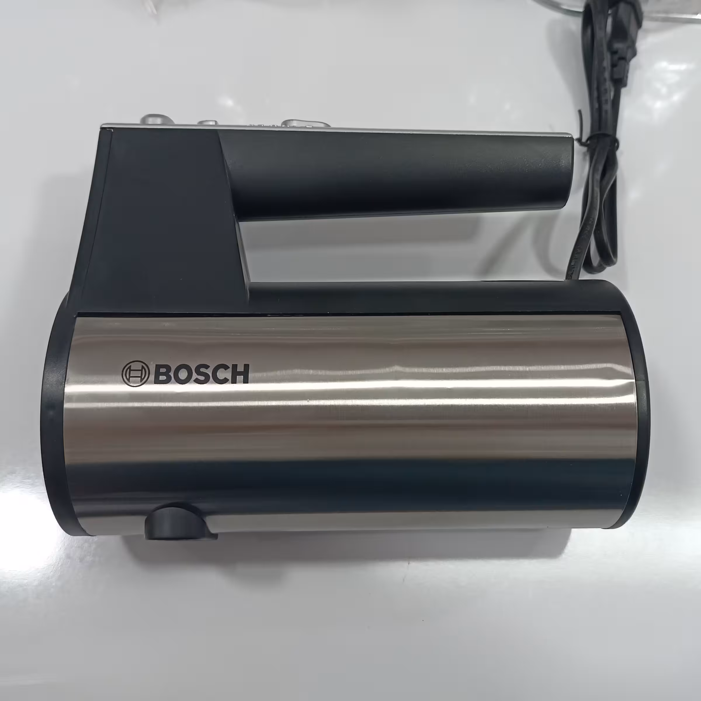 همزن دستی بوش موتور سنگین با کیفیت عالی 