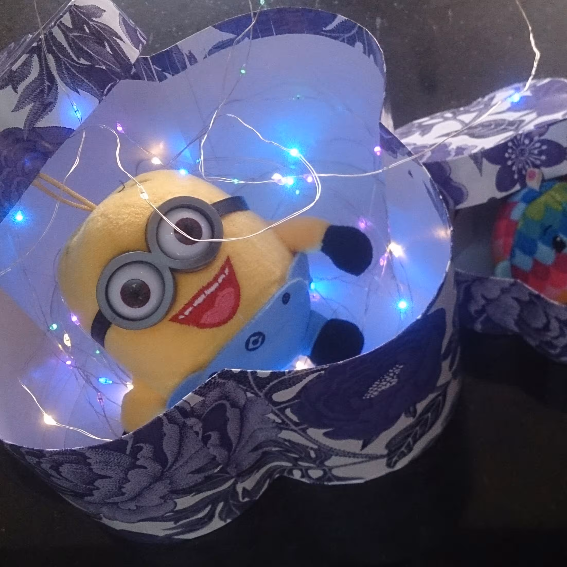 جعبه کادویی مدل گل2عدد باهم 