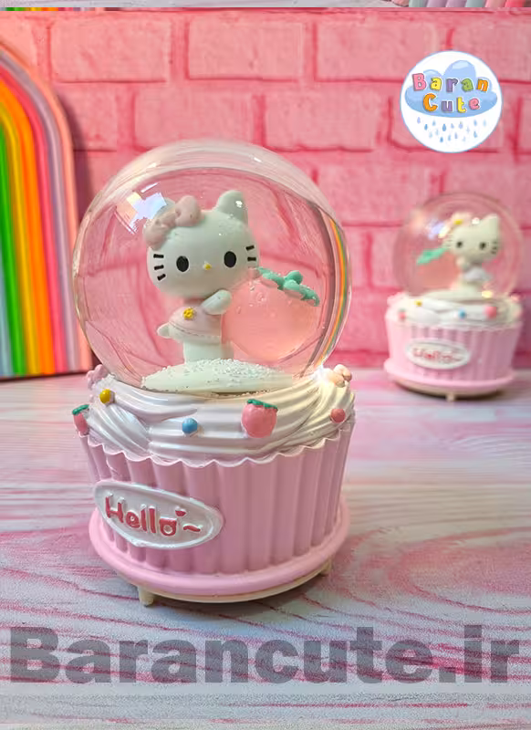 گوی موزیکال پمپی برفی چراغ دار سایز بزرگ طرح کیتی و توت فرنگی