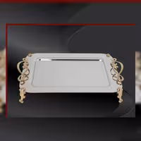 سینی پذیرایی استیل طرح دسته لبخندی پایه دار بزرگ(طلایی)