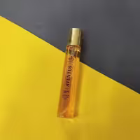عطر جیبی دایانا diana رایحه اونتوس حجم 25 میلی لیتر