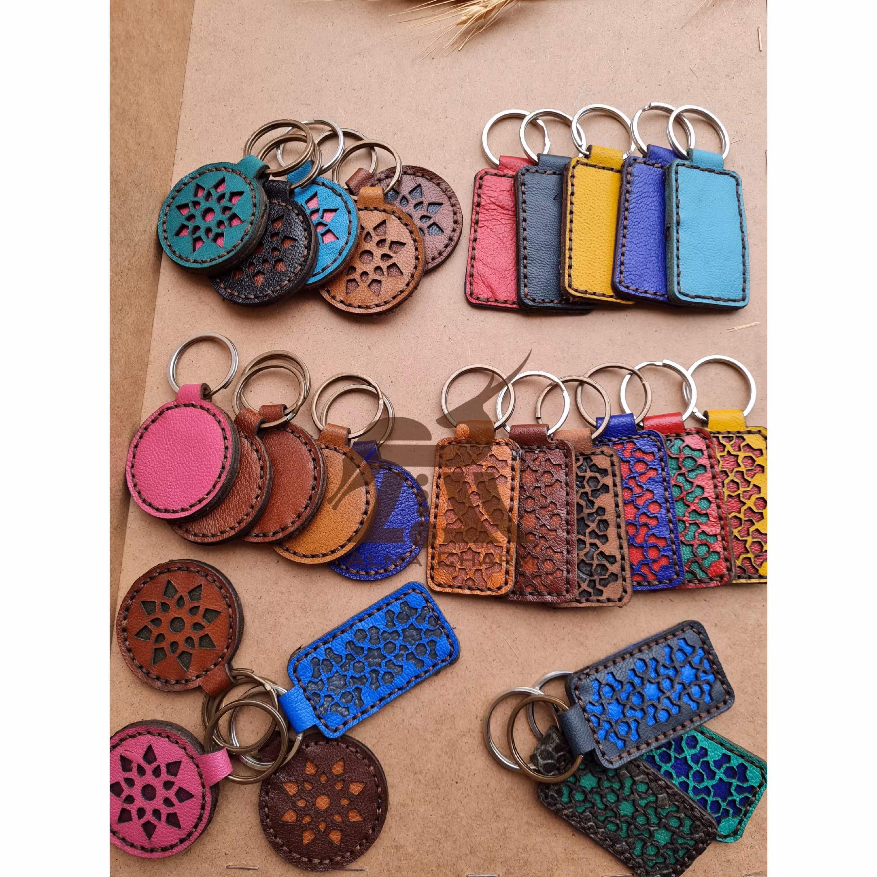 سرکلیدی چرم عمده سرکلیدی هدیه سفارش عمده سرکلیدی هدیه تبلیغاتی سفارش عمده هدیه تبلیغاتی چرم