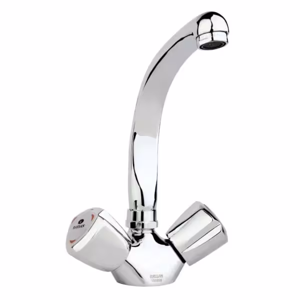 شیر تکپایه علم تینا نیوکاستا راسان