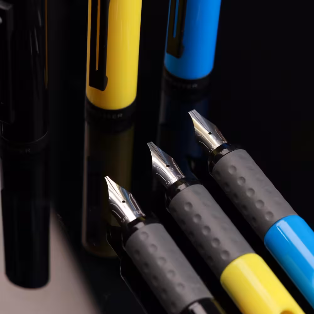شیفر ست خوشنویسی (کالیگرافی) SHEAFFER Calligraphy set glossy black blue and yellow FP Maxi kit in hangsell