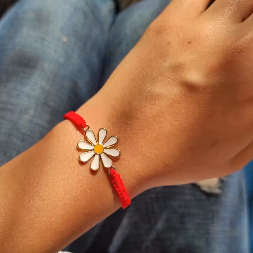 دستبند بابونه بافت قرمز