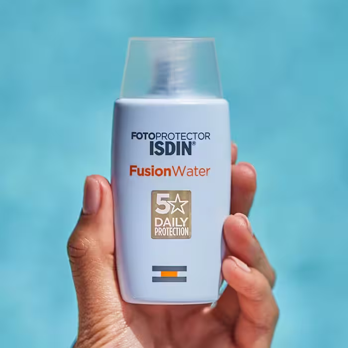 کرم ضد آفتاب ایزدین مدل Fusion Water حجم 50 میلی لیتر