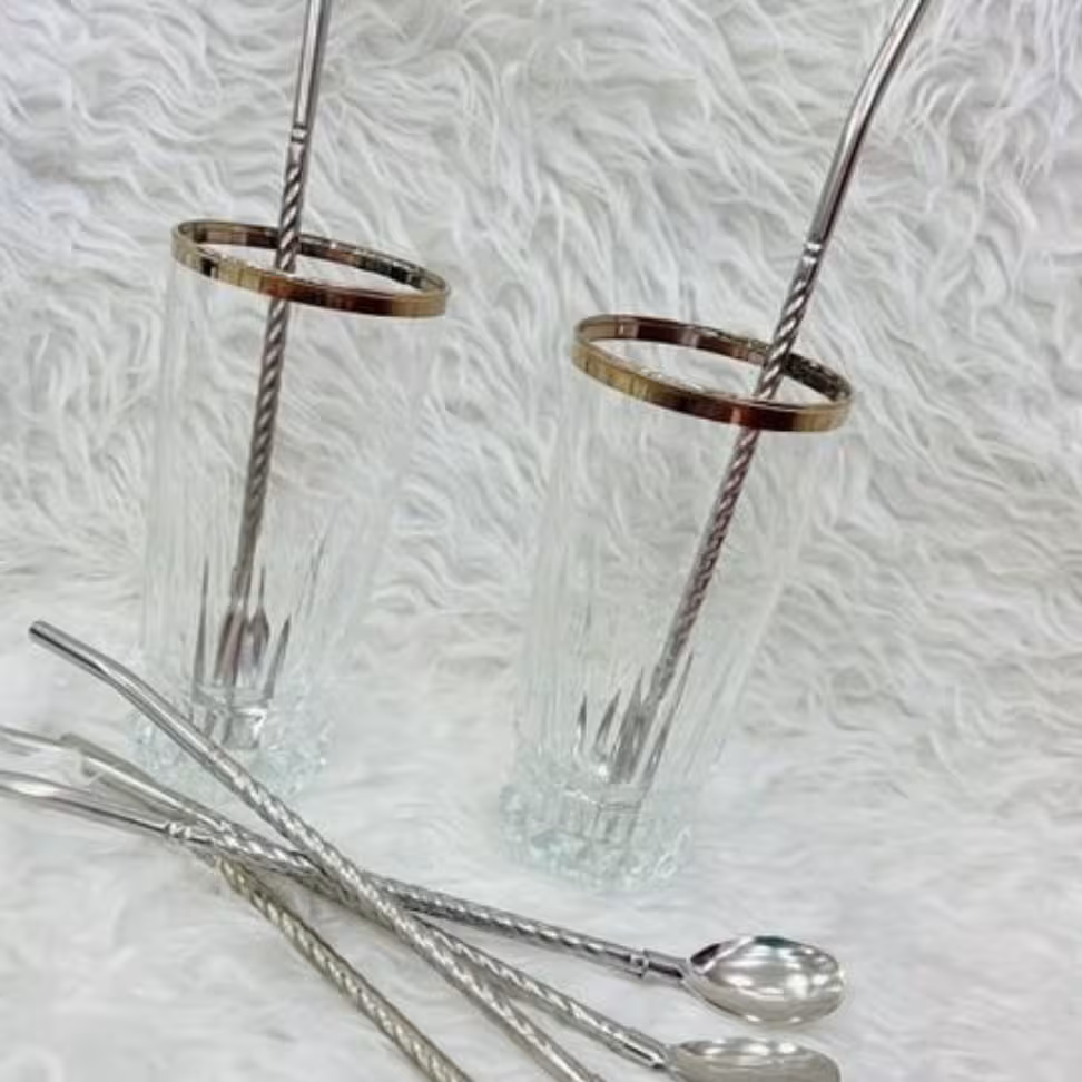 قاشق شربت نی دار استیل نقره ای دارای فرچه مخصوص