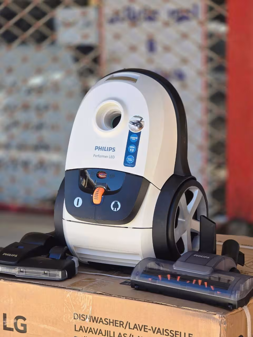 جاروبرقی فیلیپس مدل XD8042