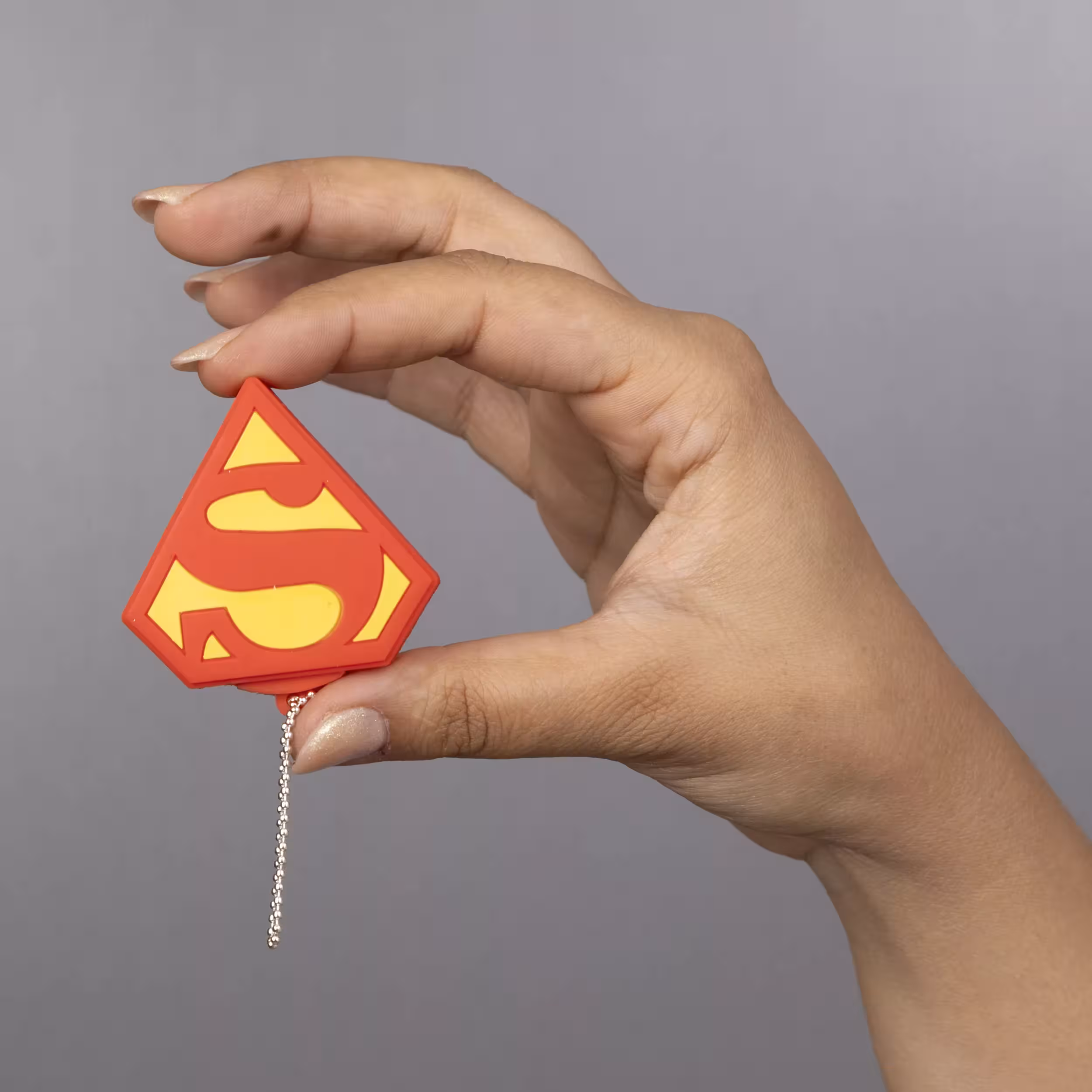 فلش مموری مدل سپر سوپر من ظرفیت هشت گیگابایت