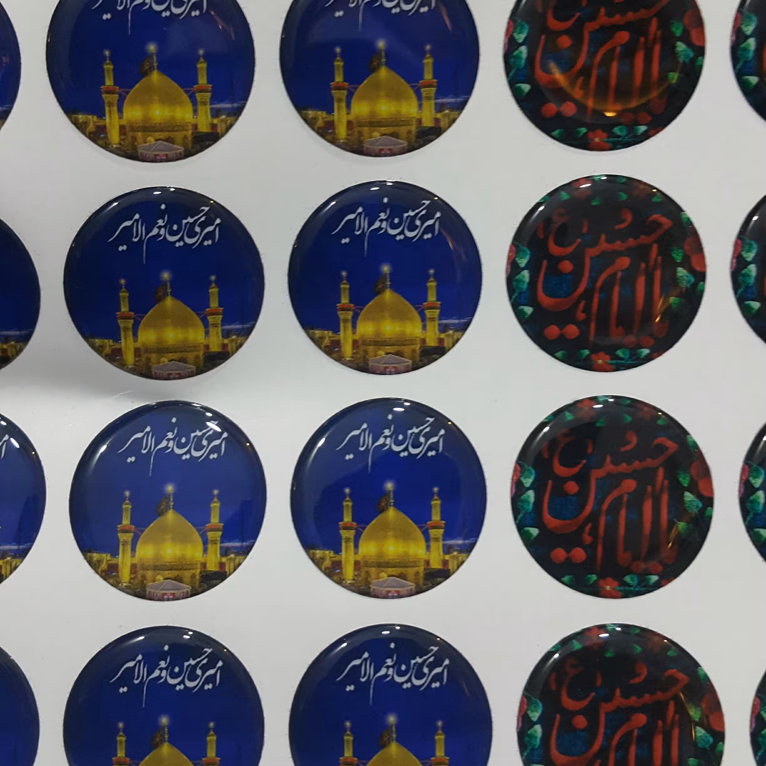 برچسب پشت گوشی