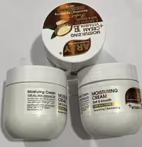 کرم مرطوب کننده ارای 250 میل روغن بادام
