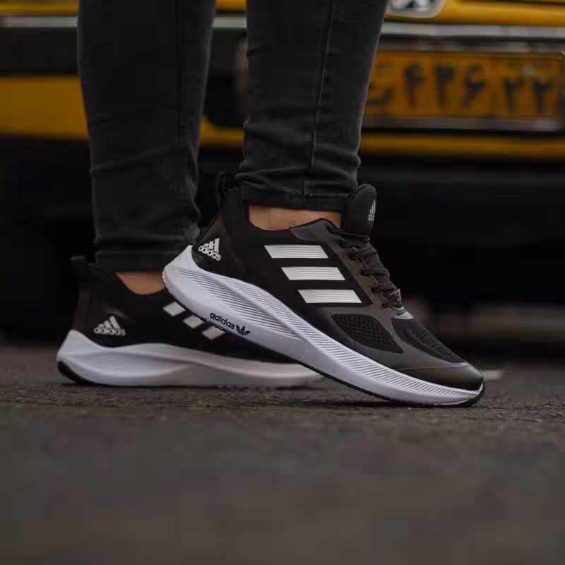 کتونی آدیداس مشکی سفید سایز بزرگ کد 5278