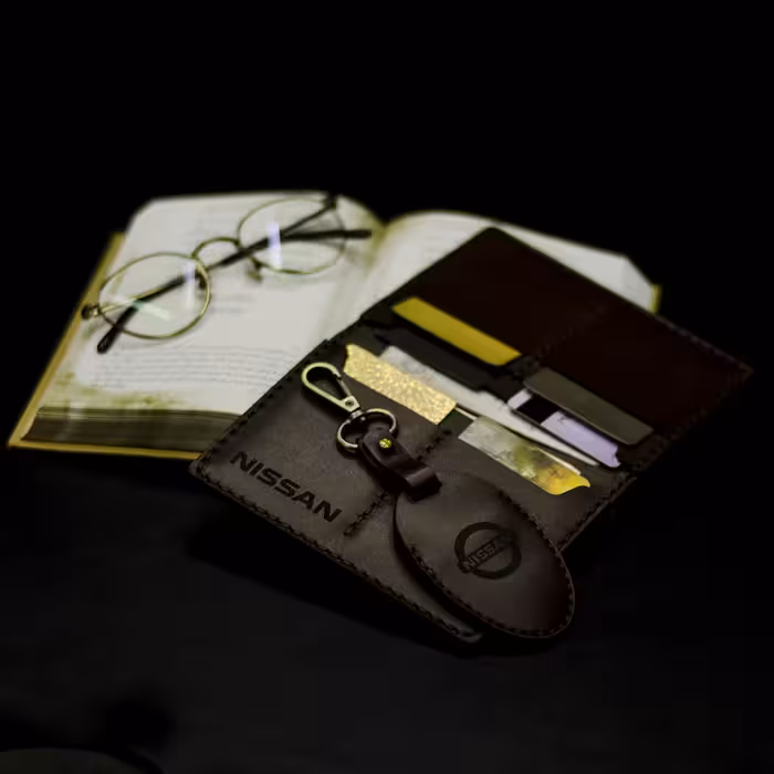 ست هدیه چرمینه اسپرت طرح نیسان کد 43027-B