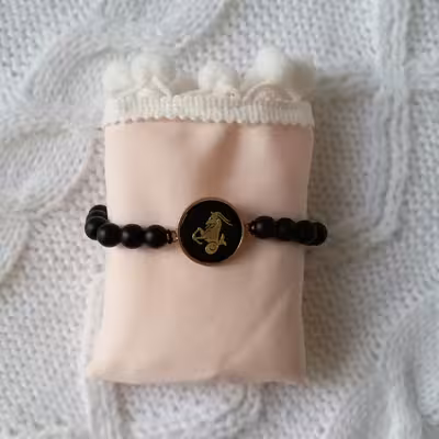 دستبند مدل ماه تولد دی R10