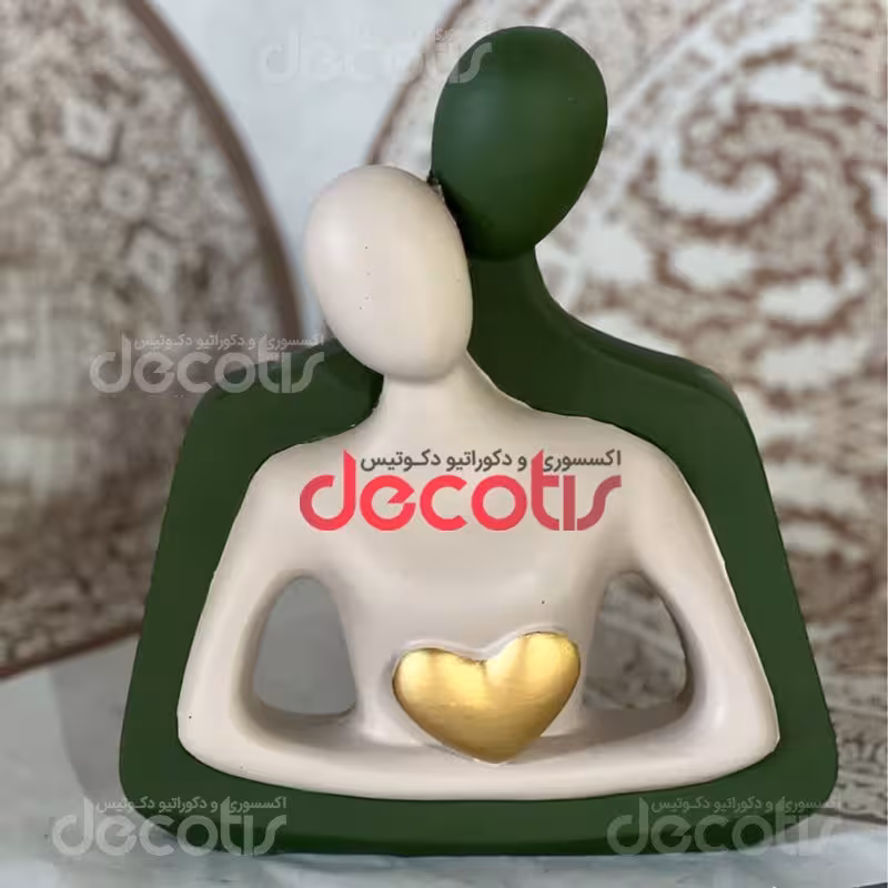 مجسمه آغوش عشق سایه