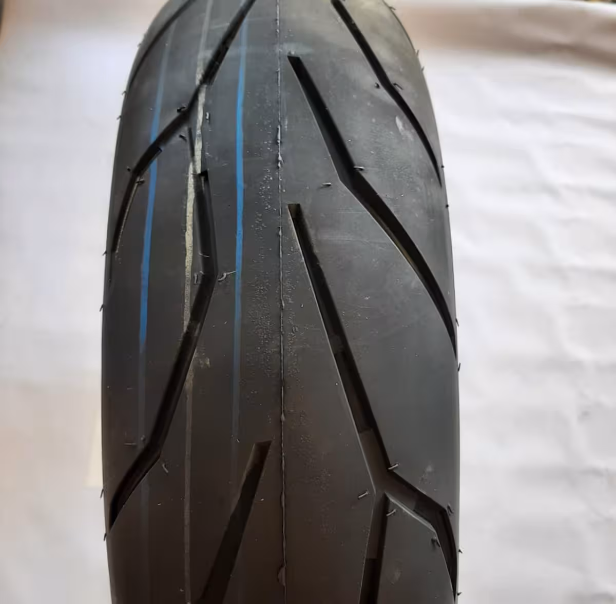 تایر ( لاستیک ) 150/55/17 یاسا تیوبلس