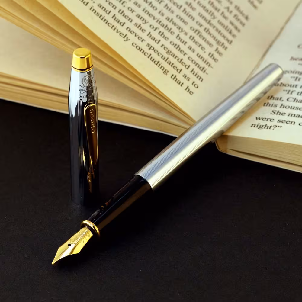 خودنویس کراس کلاسیک سنتری کروم طلایی CROSS Classic Century FP chrome with gold trim