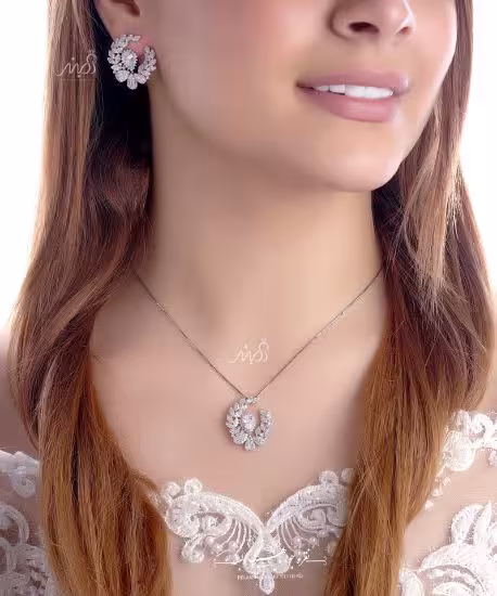 💍نیم ست جواهری مجلسی زیبا با طراحی ژورنالی جواهرات به روز دنیا ؛ نقره عیار 925(N_4117)