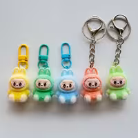 جاکلیدی لبوبو پرزی نشسته