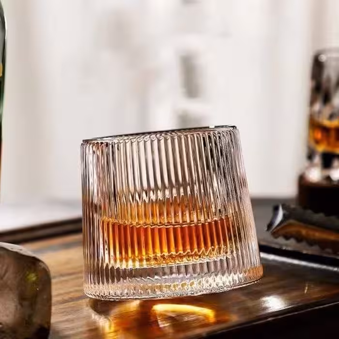 لیوان چرخشی کریستال با زیره چوبی وارداتی کد Kit-227