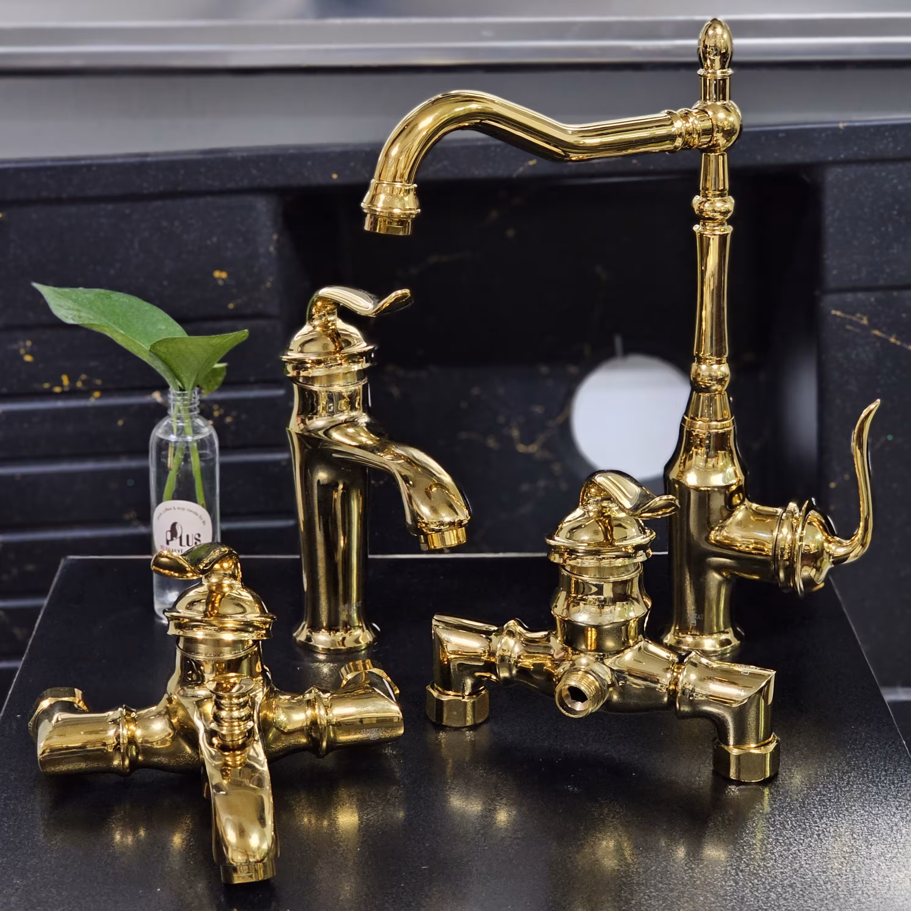 (ارسال رایگان) ست 4 تکه شیرآلات طرح بامبو