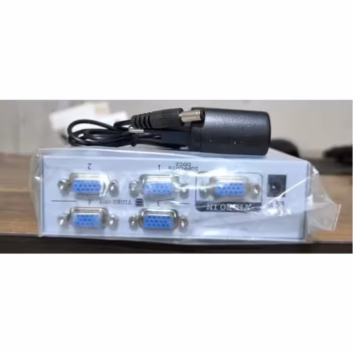 اسپلیتر 1 به 4 VGA